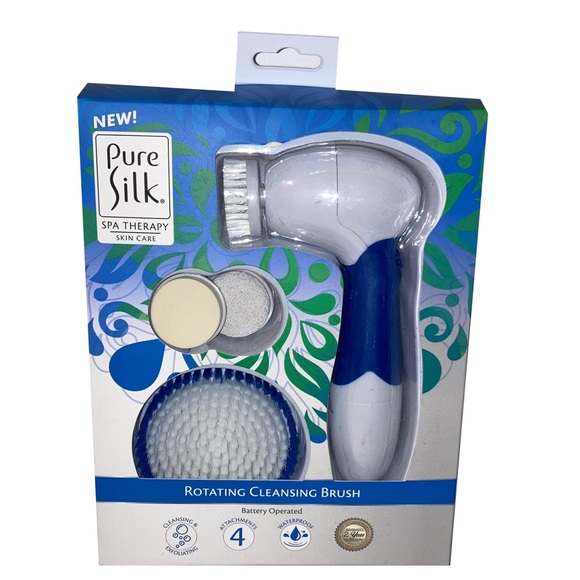 Other - Rotating cleaning brush with 4 attachments for face and body